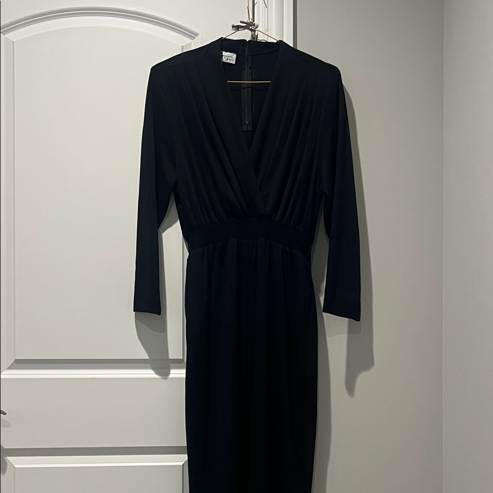 Elegant Black V-Neck Jumpsuit